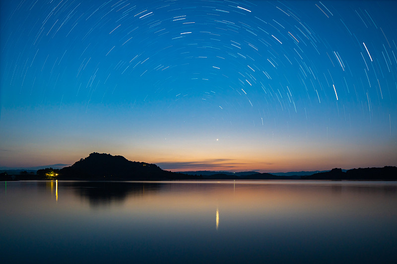 关于星空下载站官网官网版下载的信息 关于星空下载站官网官网版下载的信息